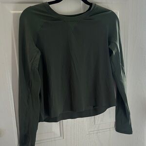 Lululemon Size 10 Green Long Sleeve Top